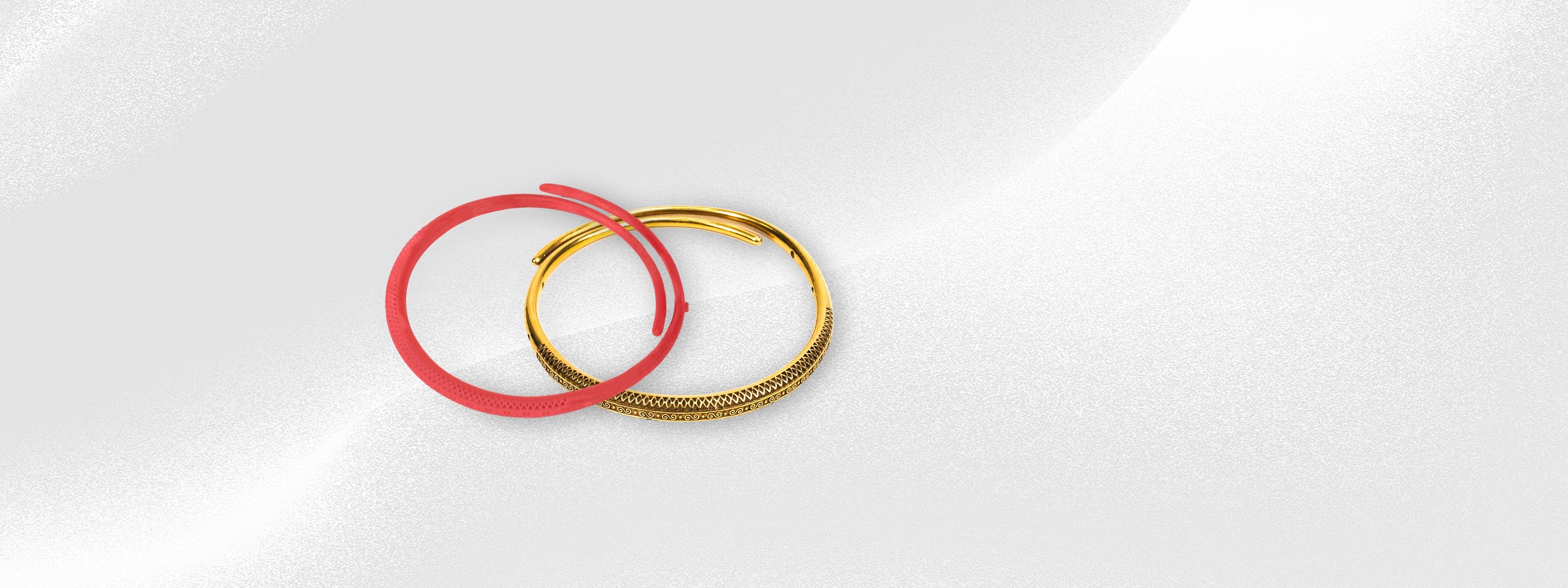 a gold bracelet made using flashforge waxjet 510 3d printing technology