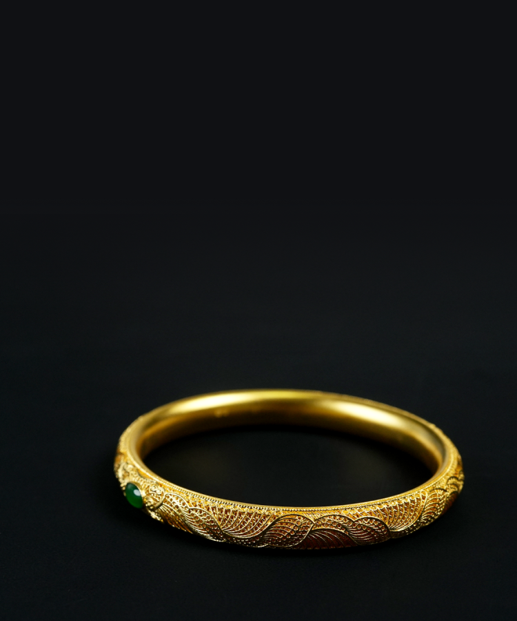 gold bracelet